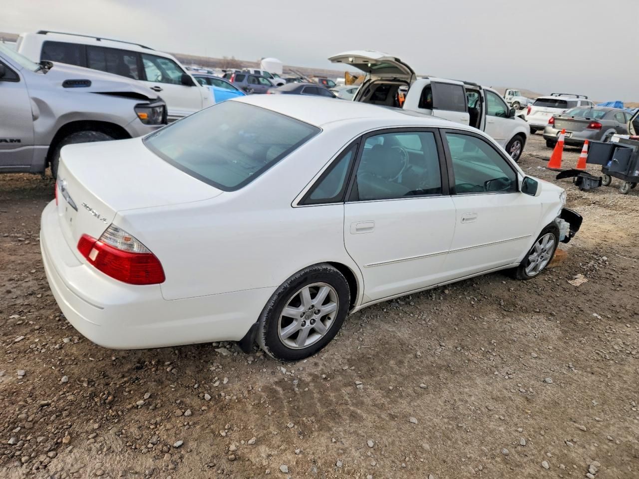2003 Toyota Avalon xl