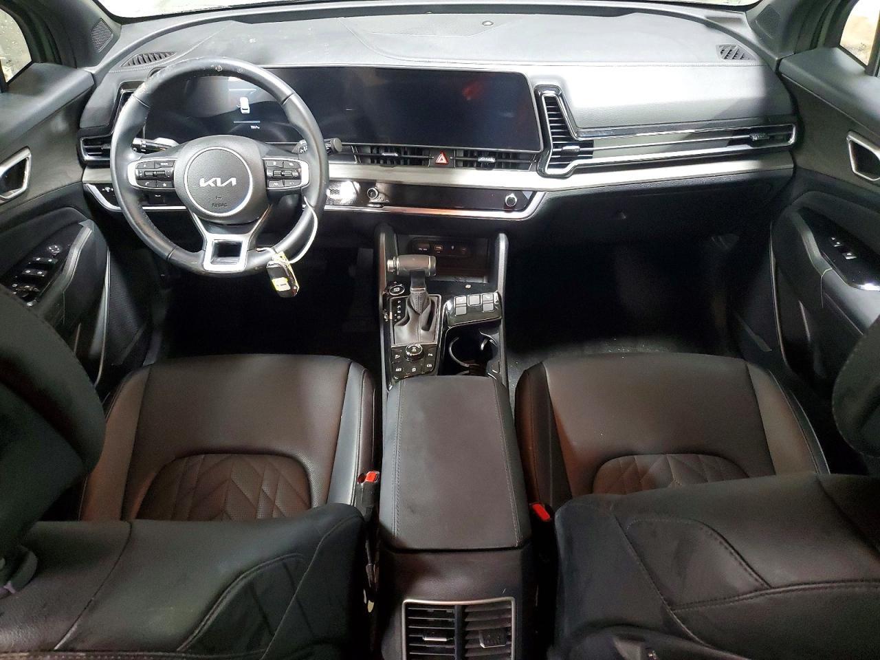 2025 KIA Sportage x Line