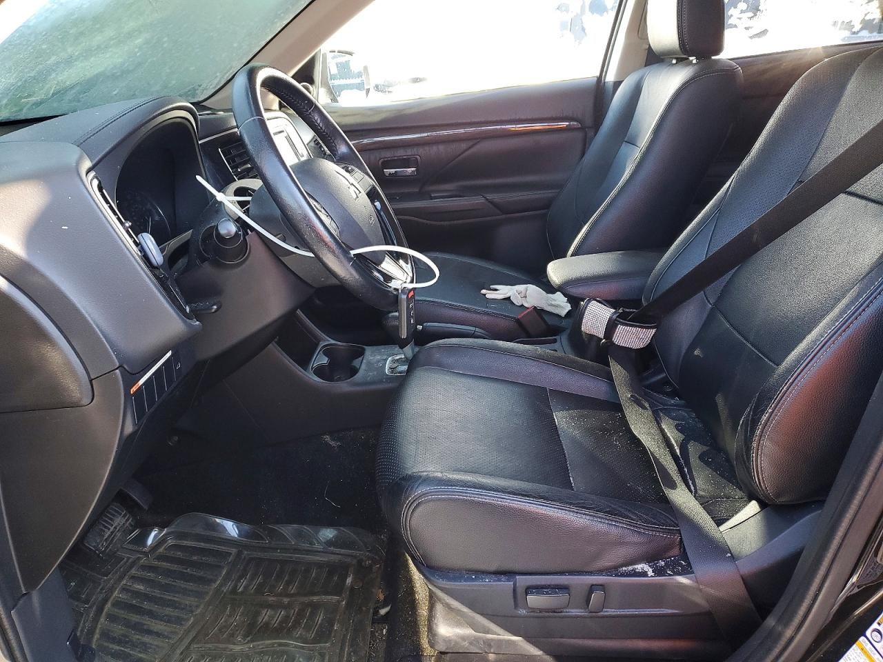 2016 Mitsubishi Outlander se