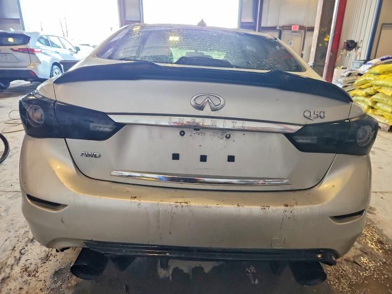 2016 Infiniti Q50 Premium