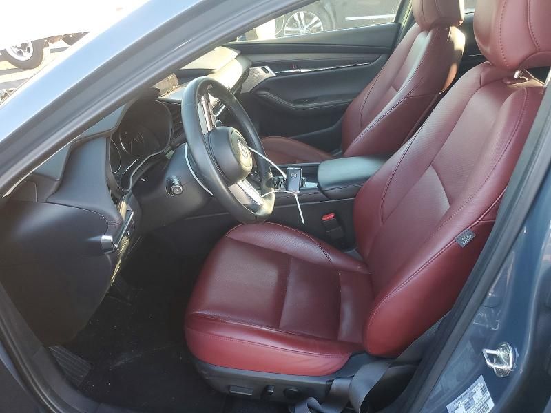 2023 Mazda 3 Preferred