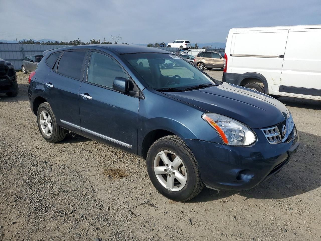 2013 Nissan Rogue s