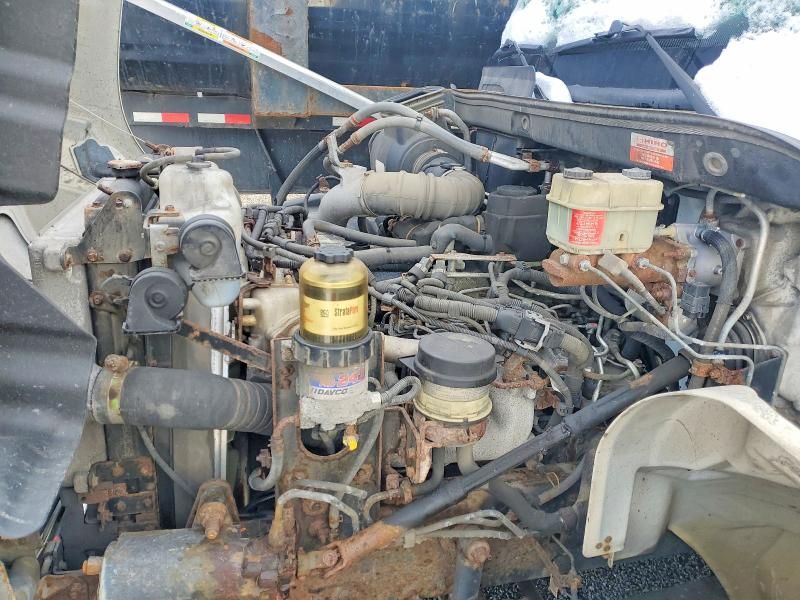 2017 Hino 268 BOX Truck