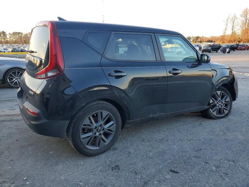2022 KIA Soul ex