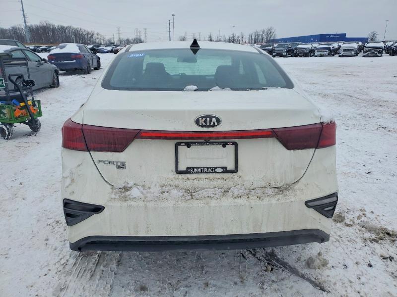 2020 KIA Forte fe