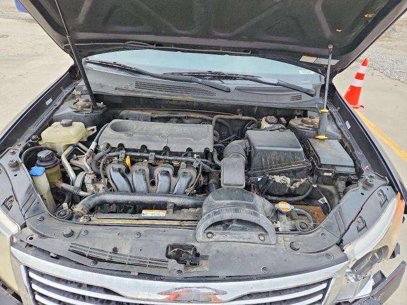 2010 KIA Optima lx
