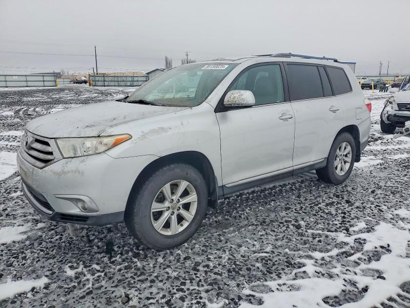 2011 Toyota Highlander se
