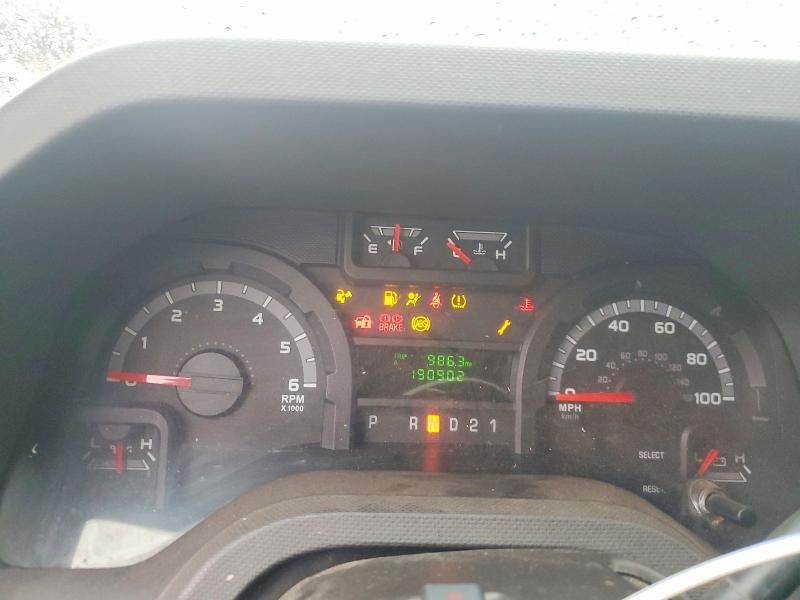 2010 Ford Econoline E250 van