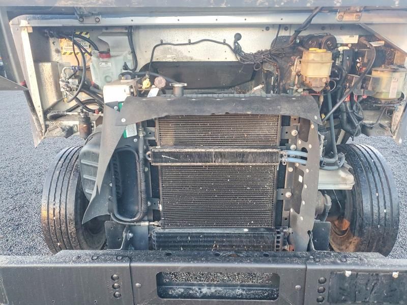 2020 Freightliner MT 45G Delivery Truck