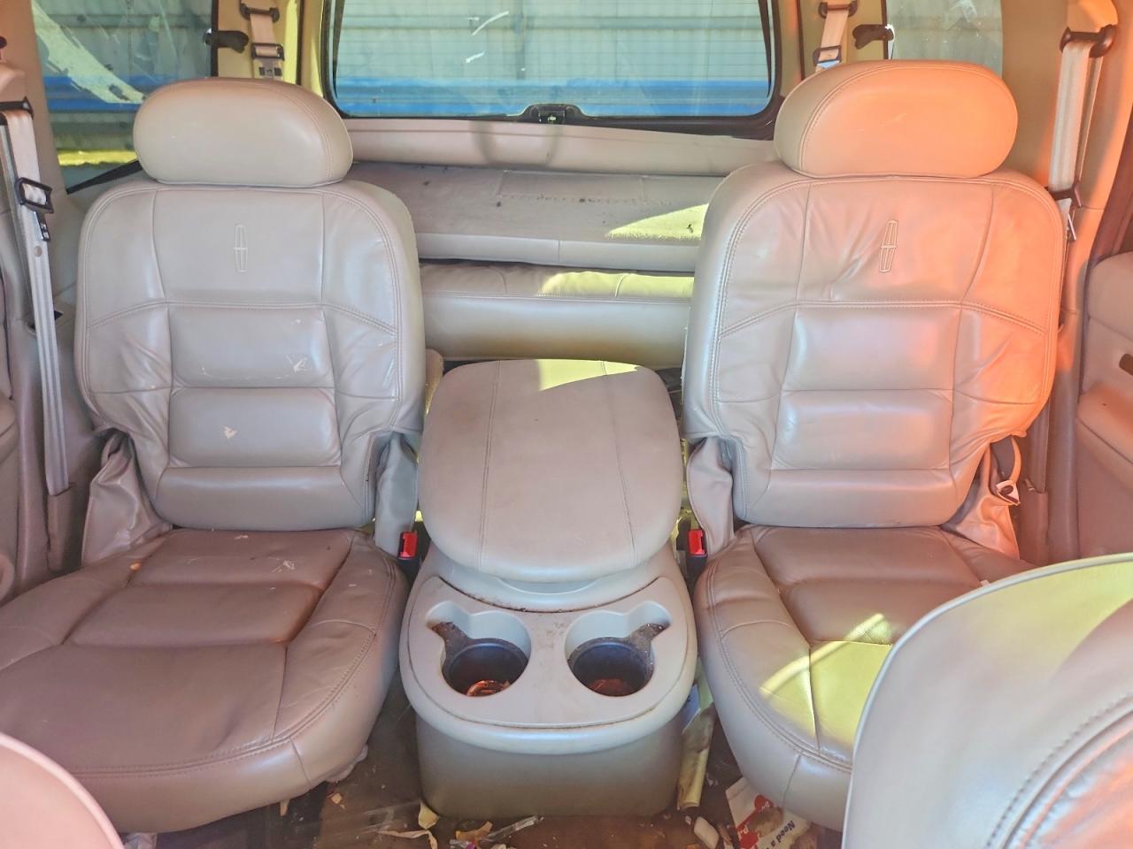 2000 Lincoln Navigator