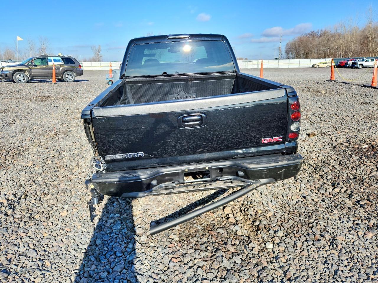 2005 GMC Sierra K1500 Denali