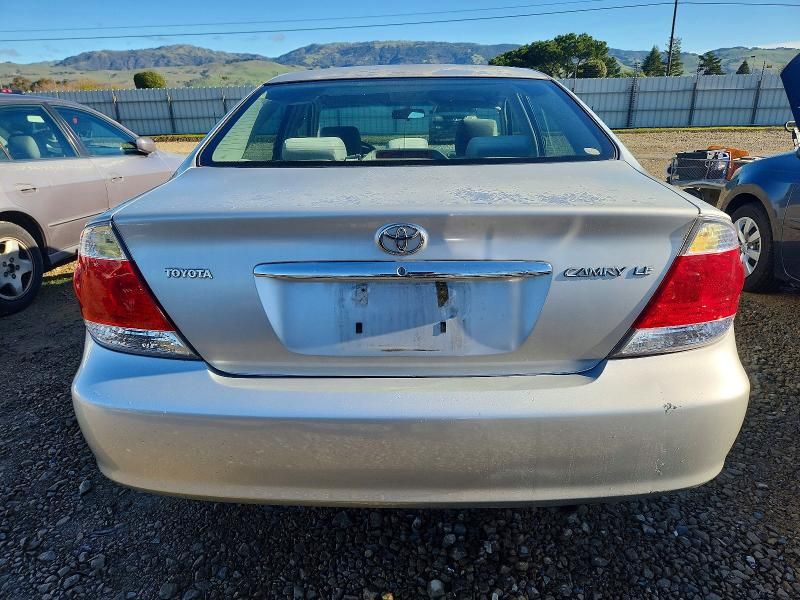 2006 Toyota Camry le