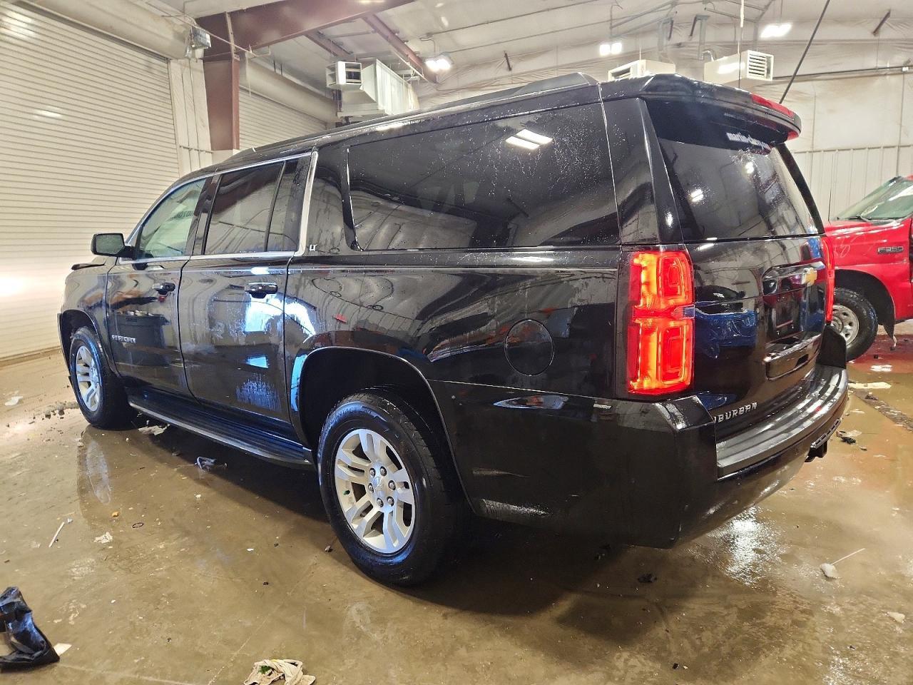 2018 Chevrolet Suburban K1500 lt
