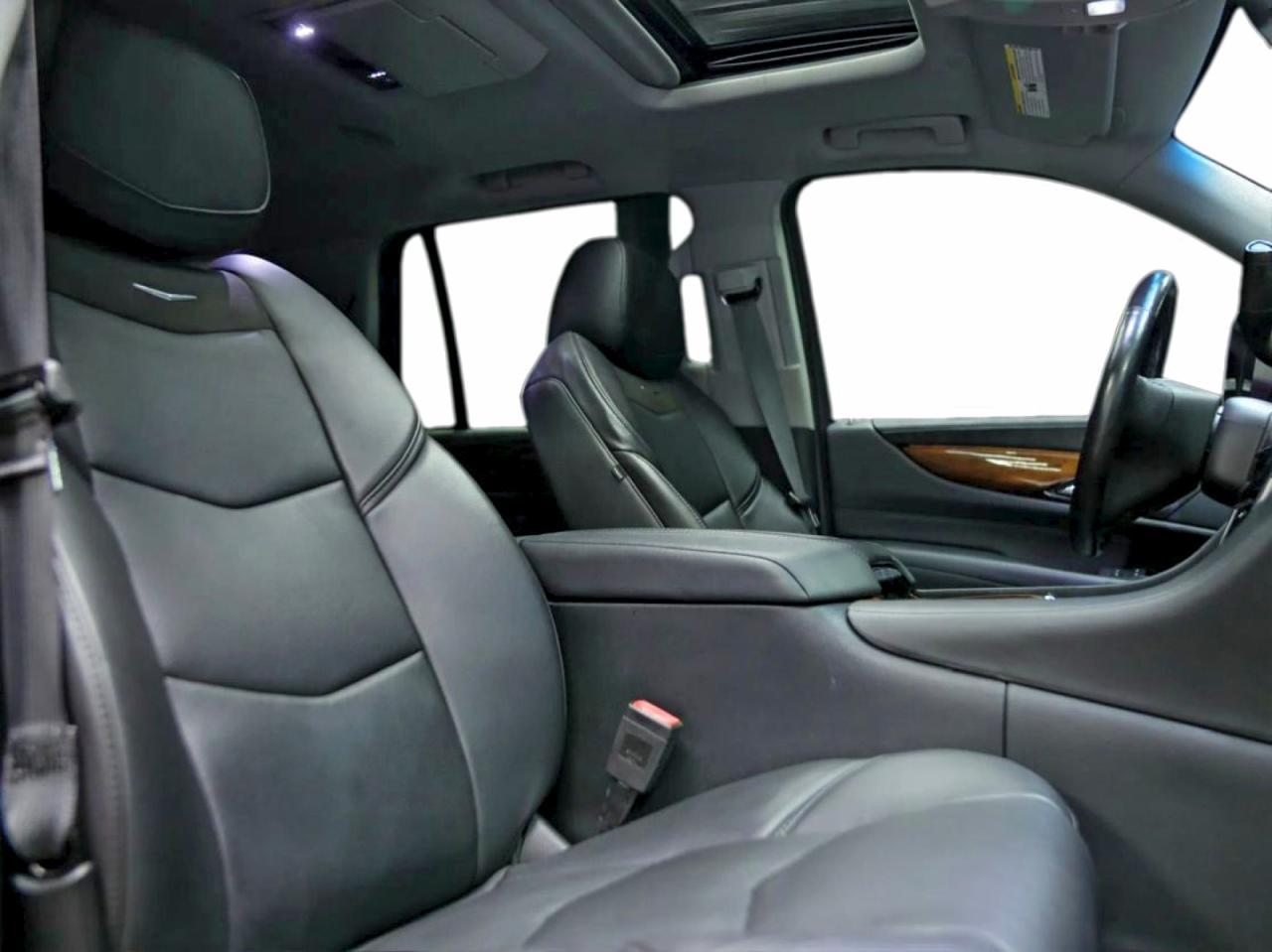 2017 Cadillac Escalade Luxury