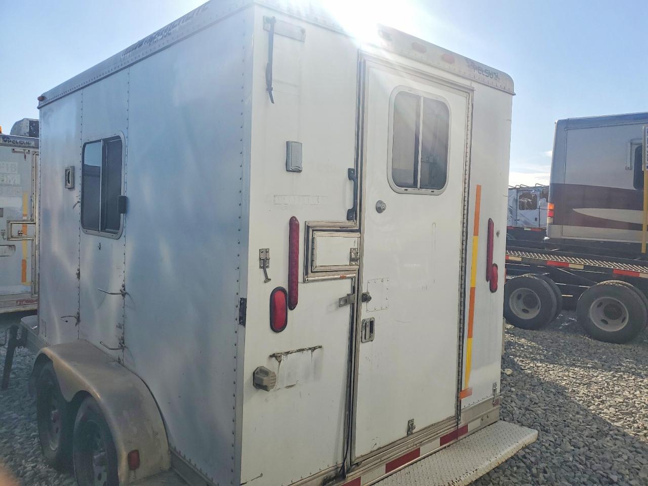 2005 Pelsue 7011ABSC-001 Fiber Optic Splicing Trailer