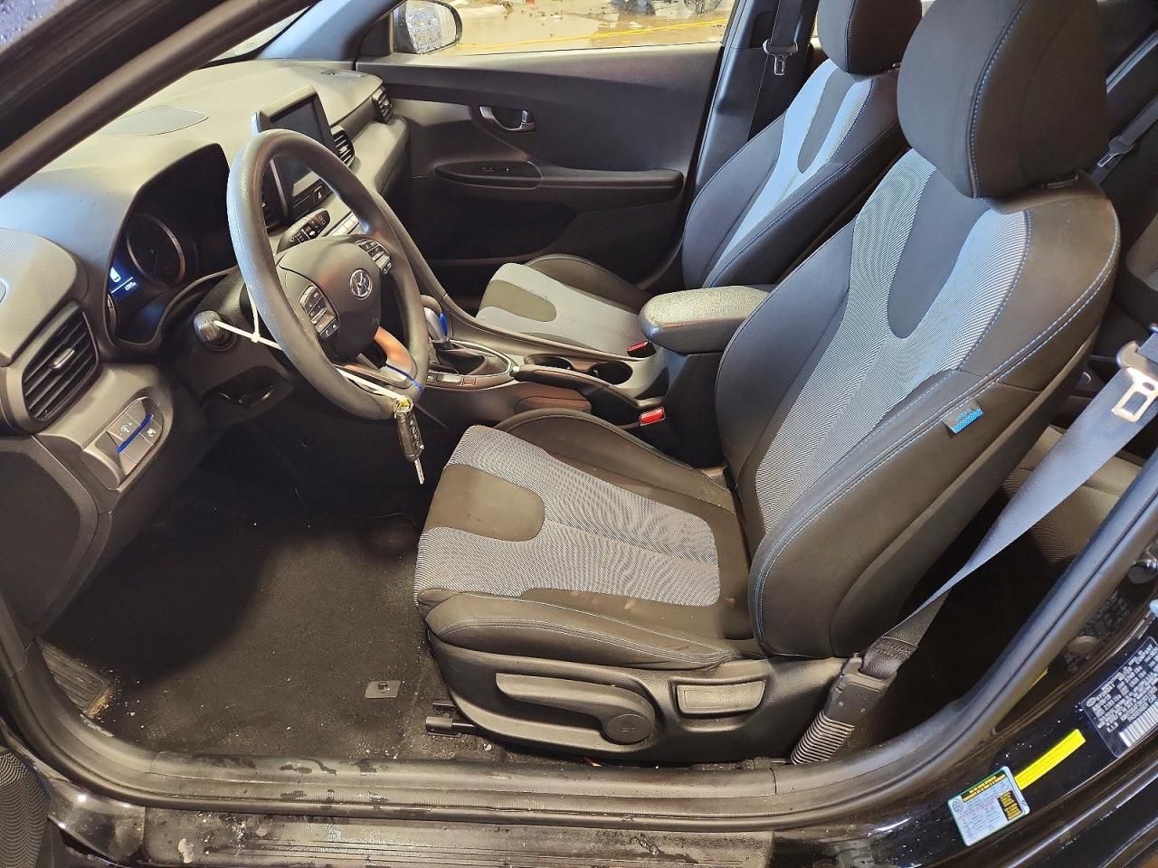 2019 Hyundai Veloster Base