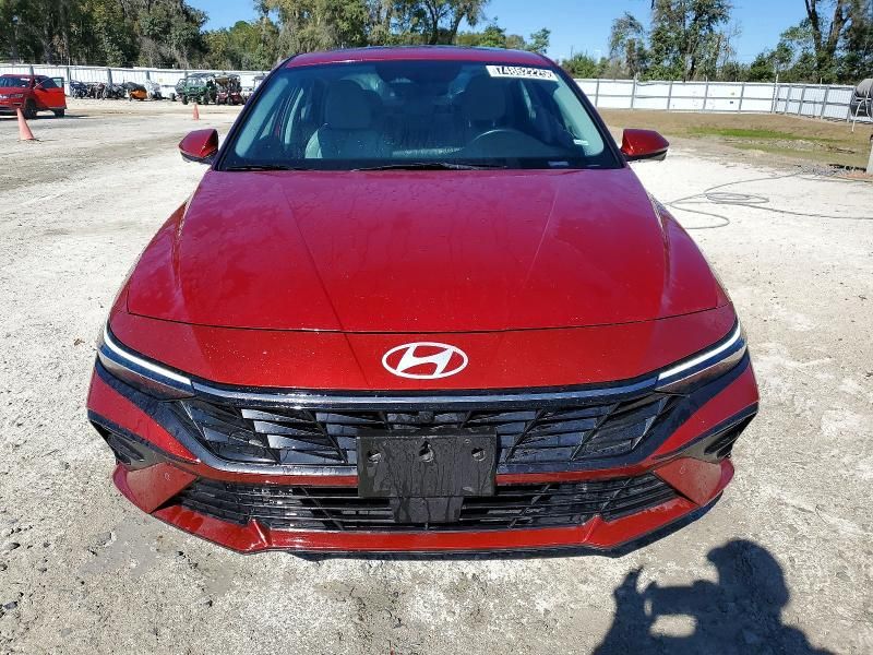 2024 Hyundai Elantra Limited
