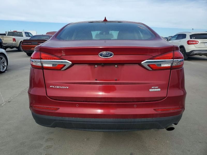 2019 Ford Fusion se