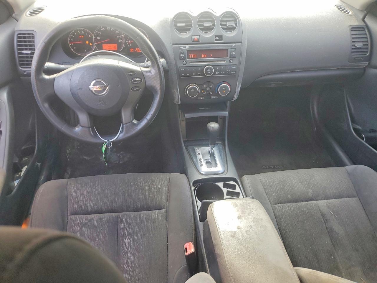 2011 Nissan Altima Base