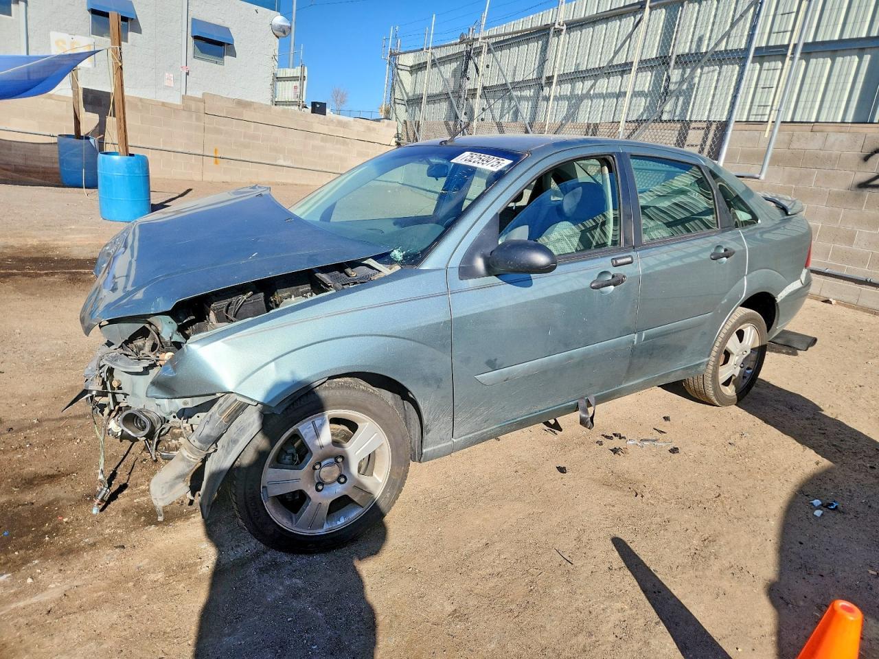 2005 Ford Focus ZX4
