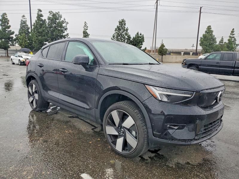 2024 Volvo C40 Recharge Plus