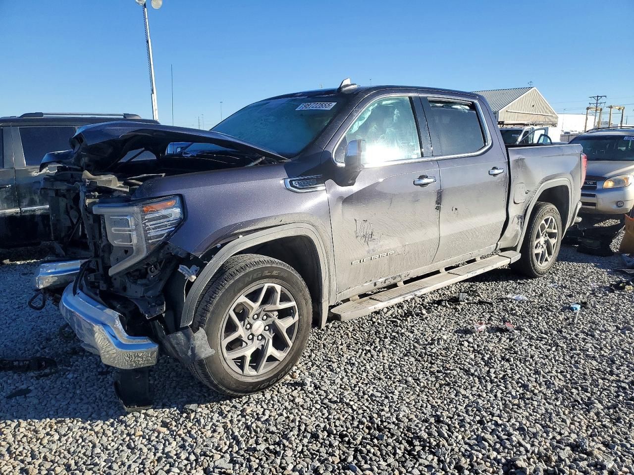 2023 GMC Sierra C1500 slt