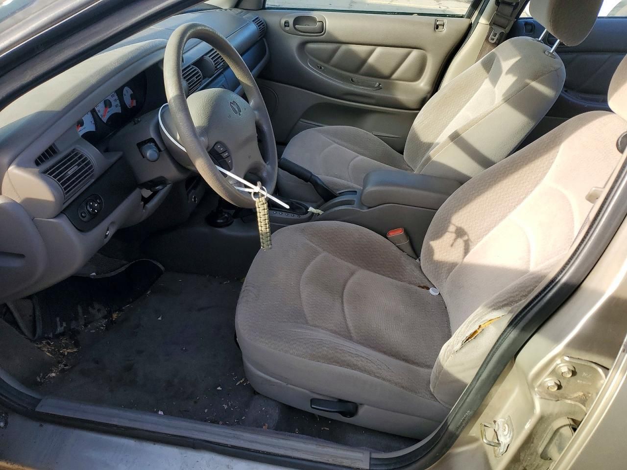 2003 Dodge Stratus se