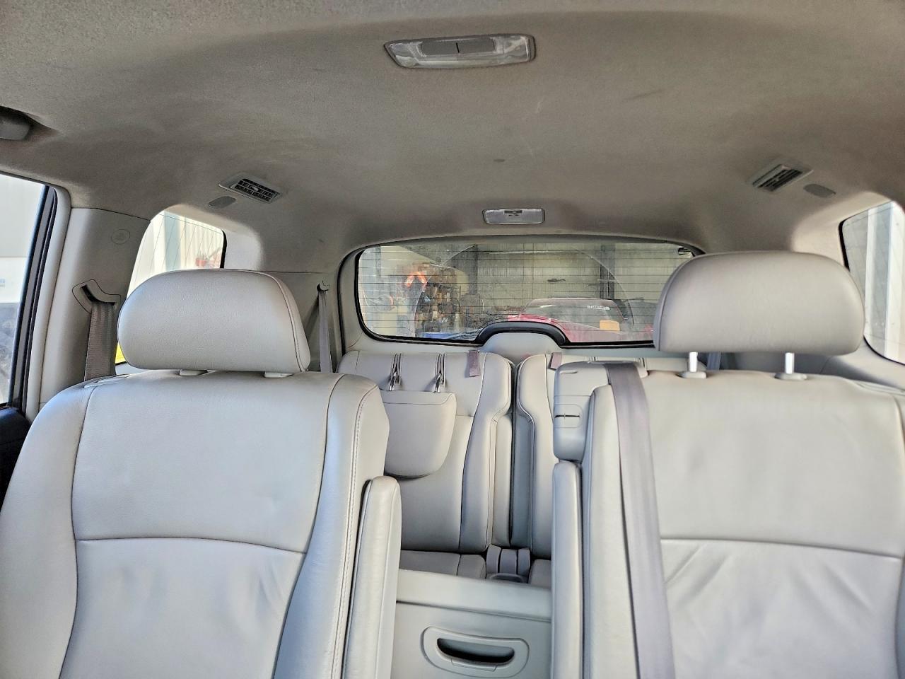 2011 Toyota Highlander Base