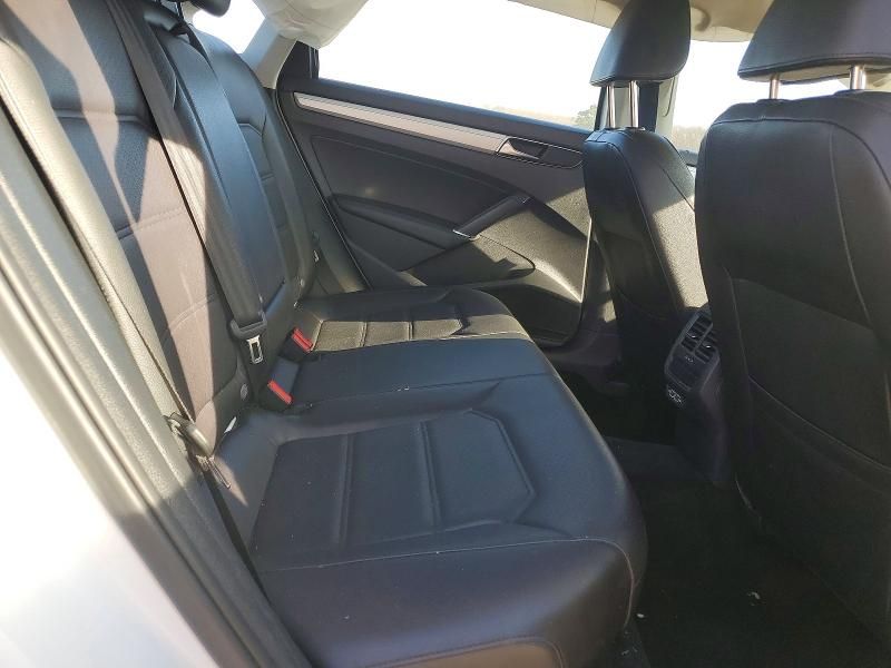 2019 Volkswagen Passat Wolfsburg