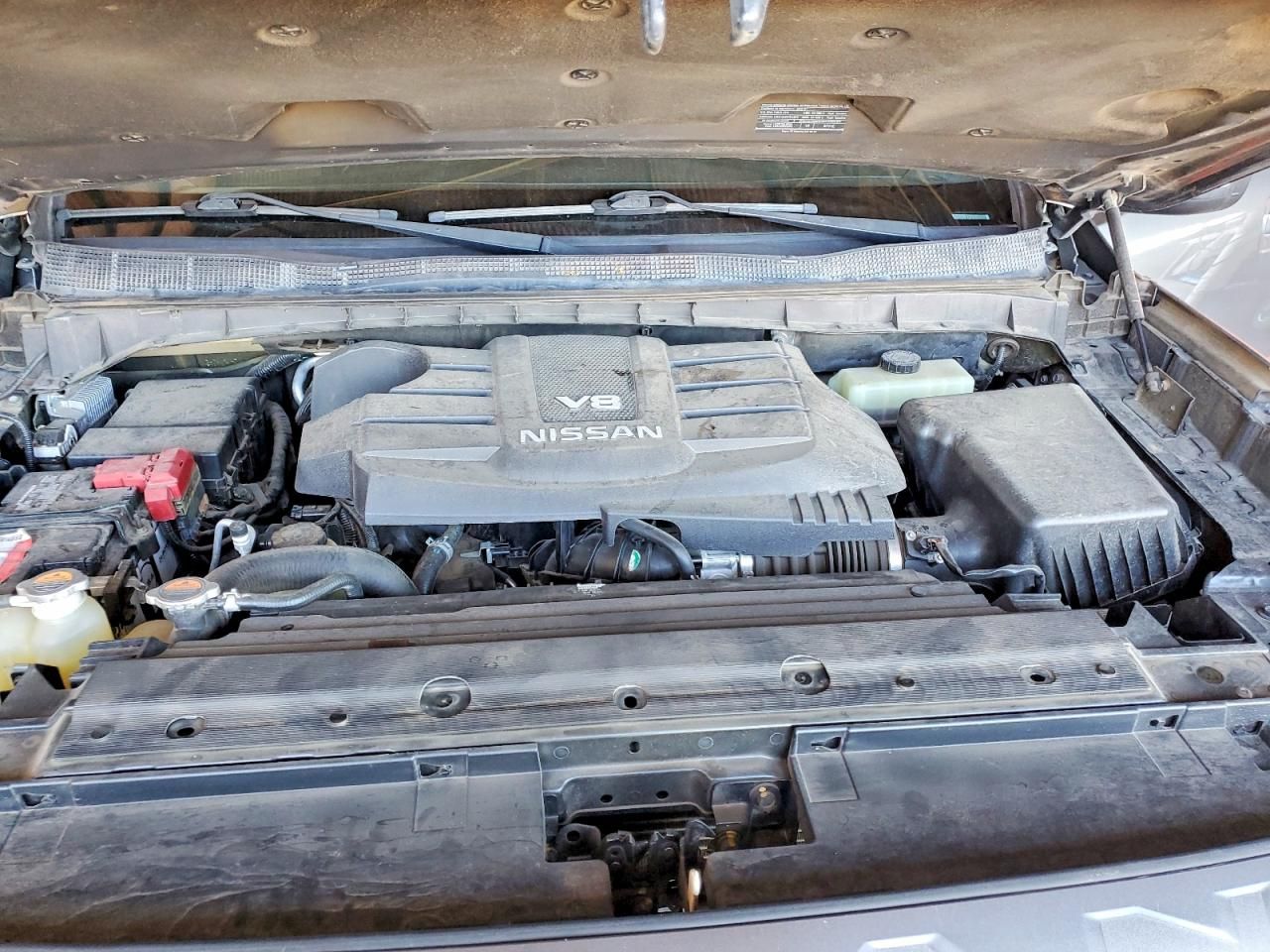 2020 Nissan Titan sv