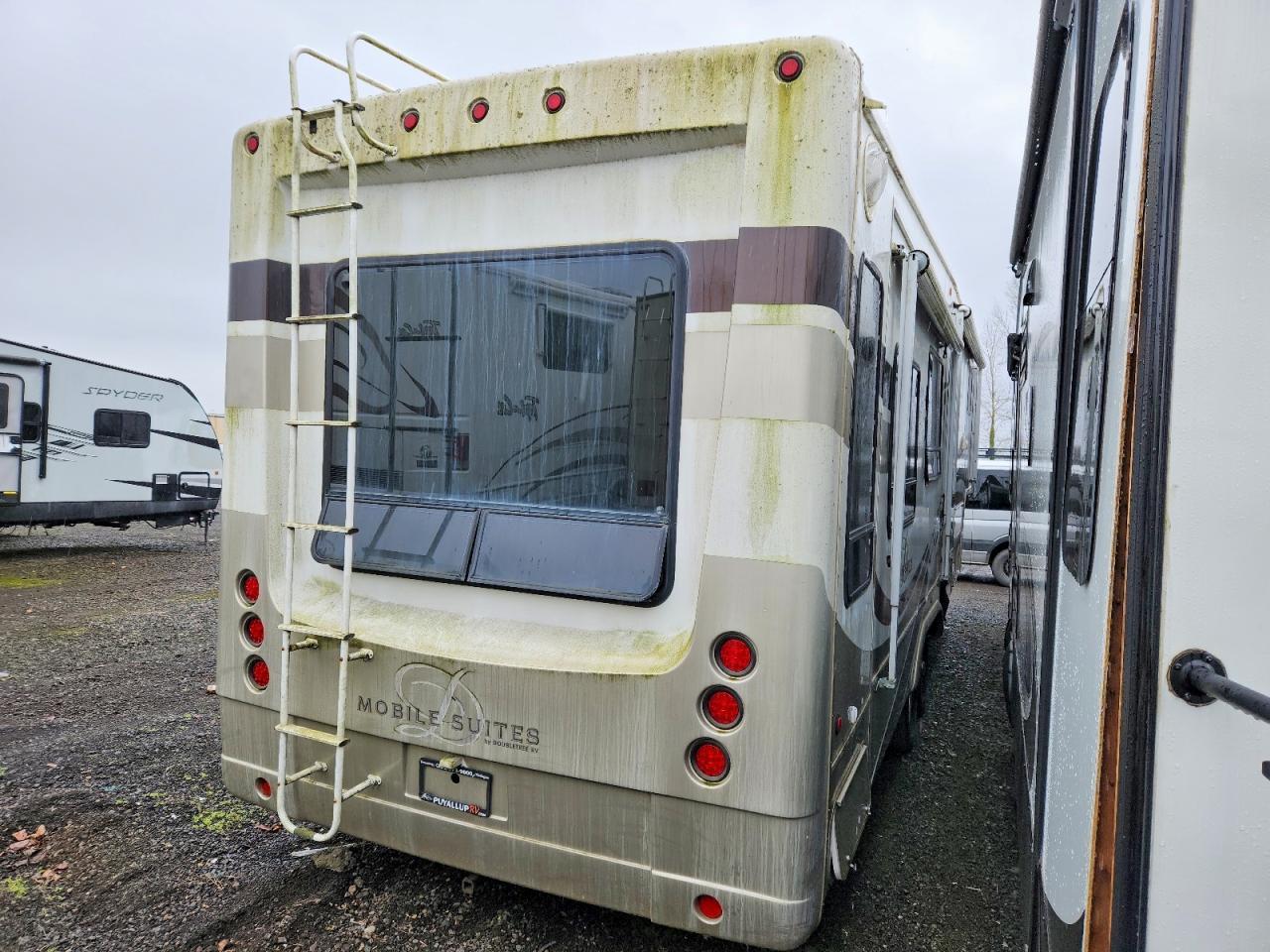2007 Dxdg Mobile Suites