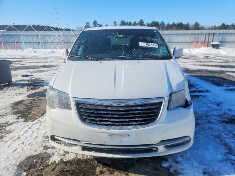 2015 Chrysler Town & Country s