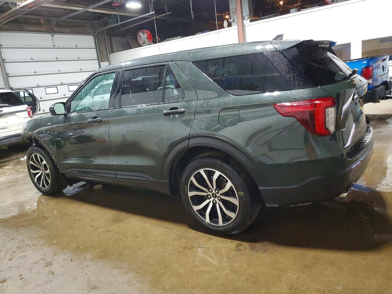 2022 Ford Explorer St-line