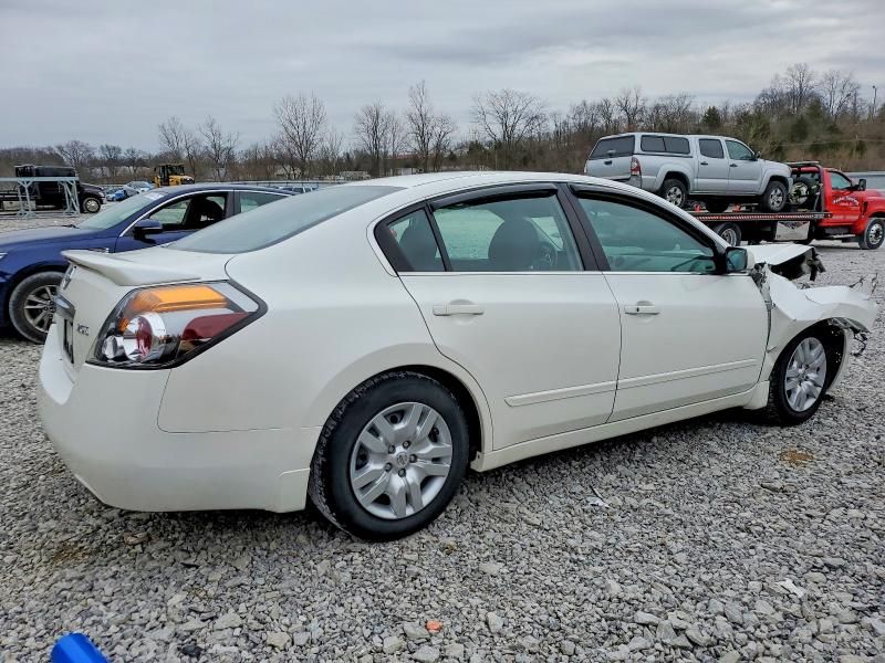 2010 Nissan Altima Base