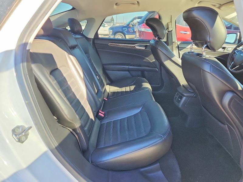 2014 Ford Fusion se Hybrid