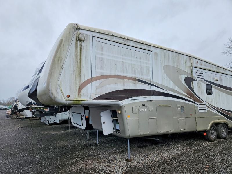 2007 Dxdg Mobile Suites