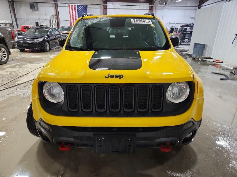 2016 Jeep Renegade Trailhawk