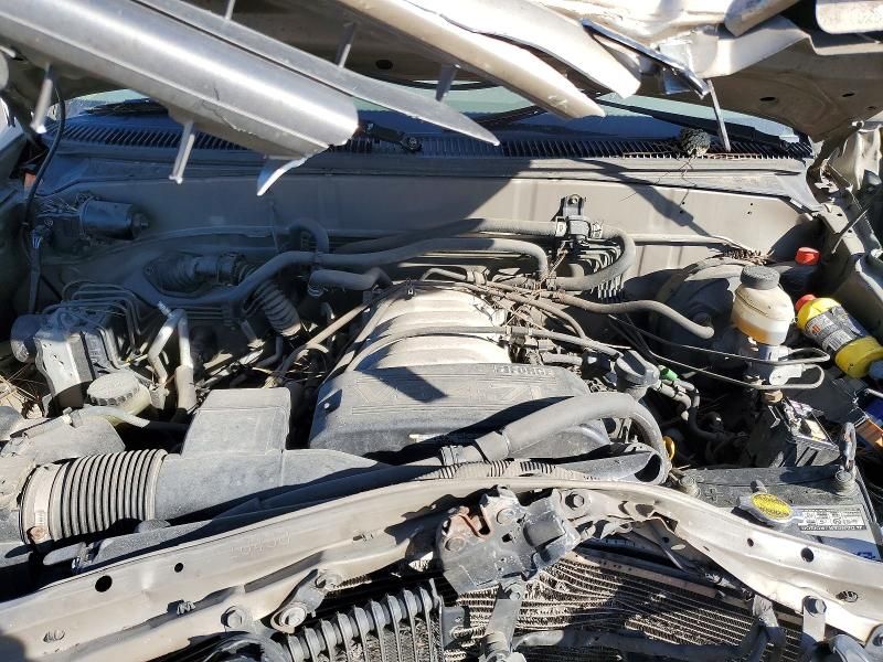 2002 Toyota Sequoia SR5