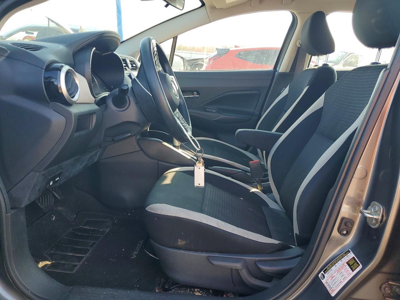 2020 Nissan Versa sv
