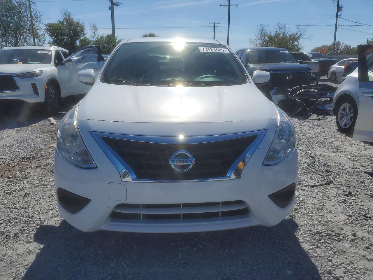 2016 Nissan Versa s