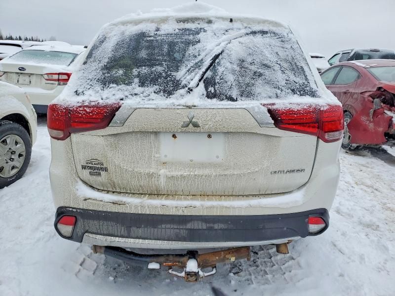 2016 Mitsubishi Outlander es