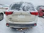 2016 Mitsubishi Outlander es