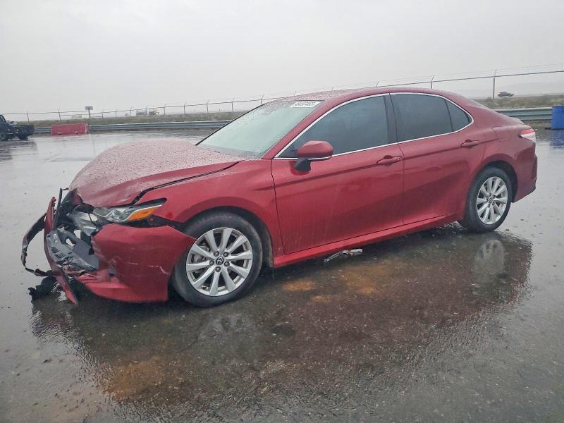 2020 Toyota Camry le