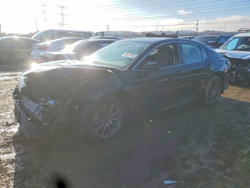 2022 Toyota Camry le