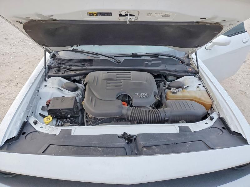 2018 Dodge Challenger sxt