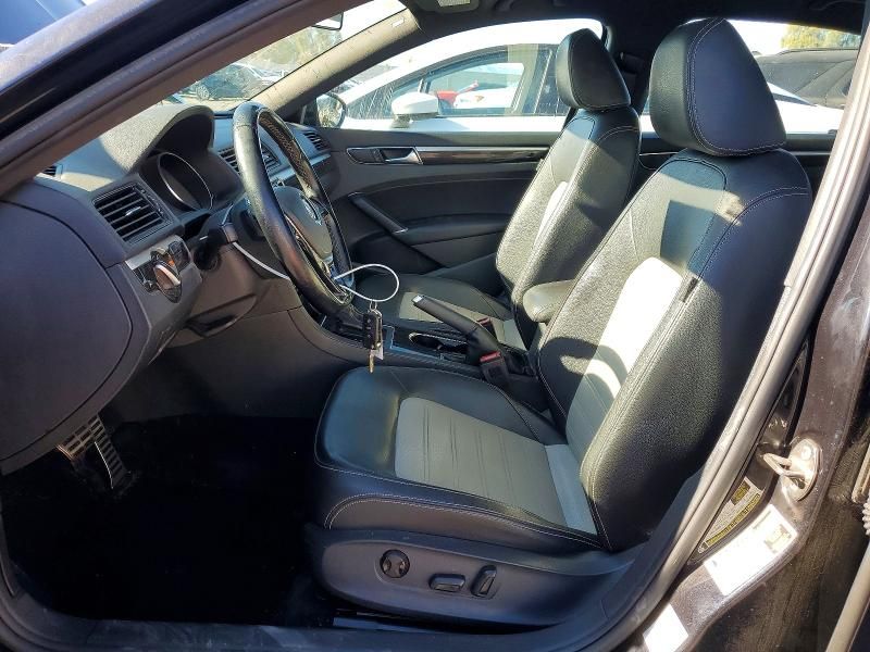 2018 Volkswagen Passat gt