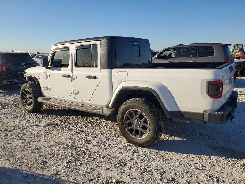 2020 Jeep Gladiator Overland