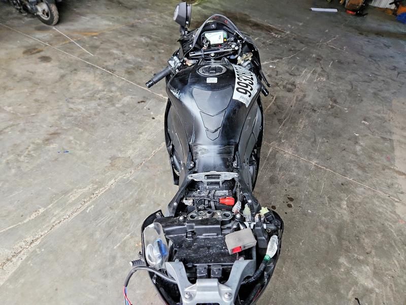 2025 Kawasaki Zx1002 l