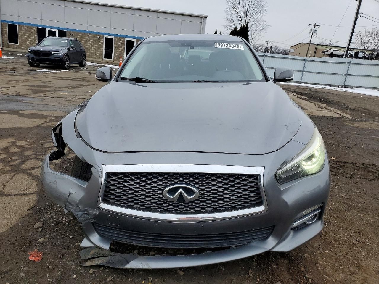 2017 Infiniti Q50 Premium