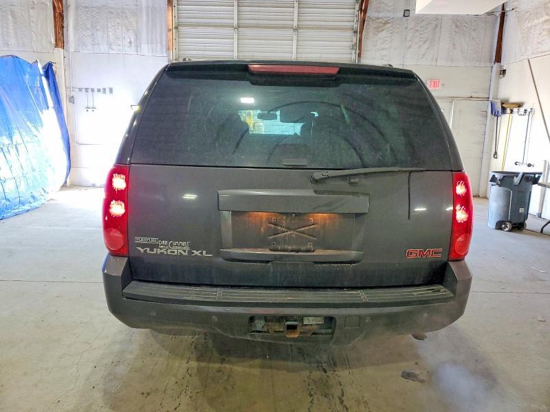 2010 GMC Yukon xl K1500 slt